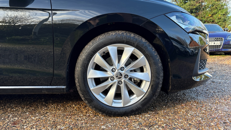 Skoda Superb 2.0 TDI SE Technology 5dr DSG Diesel Estate